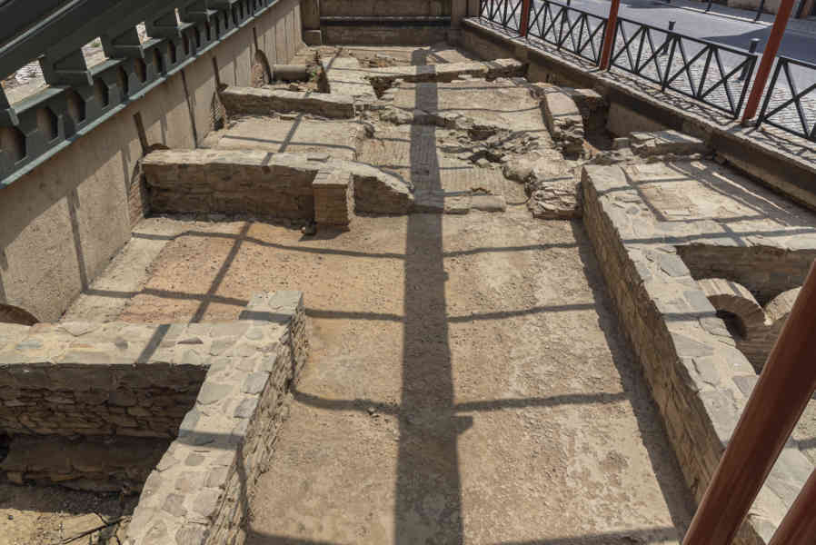 León 018 - Astorga - la Domus del Mosaico del Oso y los Pájaros.jpg